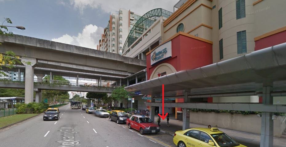 Coach to Genting Highlands departing point in SengKang MRT -Compass Point Taxi Stand (After Overhead Bridge)